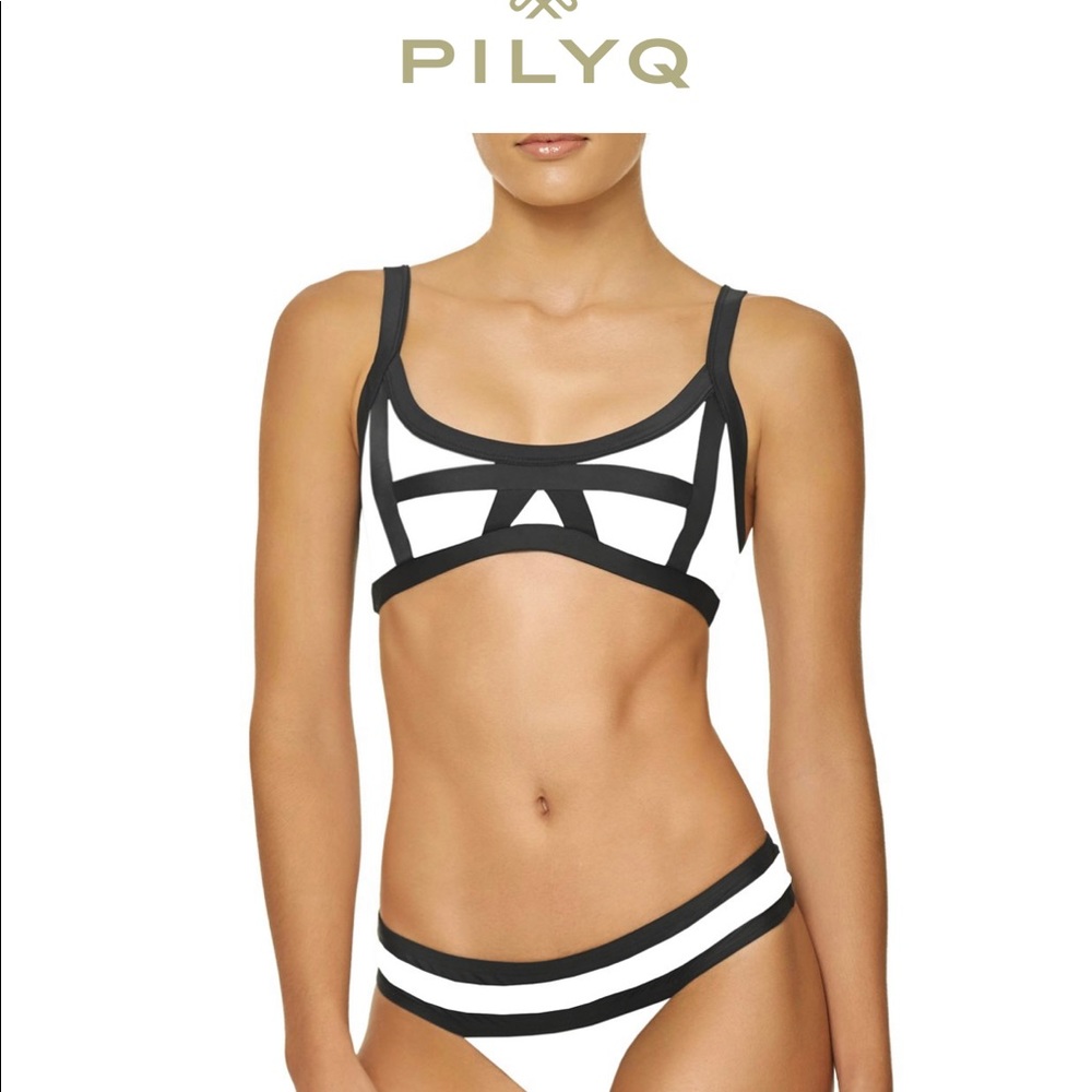 PilyQ Color Block Bandeau Top